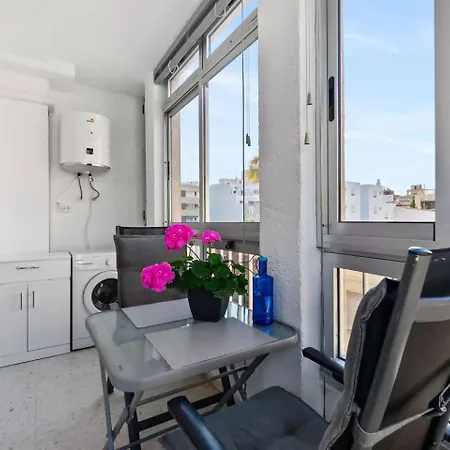 Moderno Y Luminoso 公寓