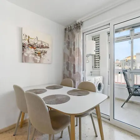 Moderno Y Luminoso Апартаменти *